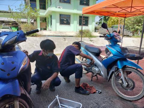 โครงการพัฒนารูปแบบและยกระดับศูนย์ซ่อมสร้างเพื่อชุมชน (Fix It Cen