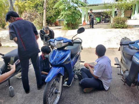 โครงการพัฒนารูปแบบและยกระดับศูนย์ซ่อมสร้างเพื่อชุมชน (Fix It Cen